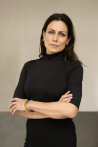 Porträt der Autorin Shila Behjat